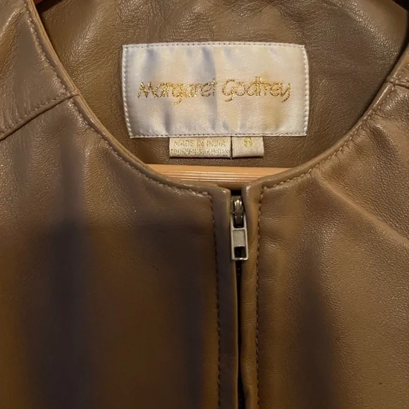 Margaret Godfrey Tan Leather Front Zipper Vest W/ Belt and Pockets - Size 6 - Picture 2 of 8